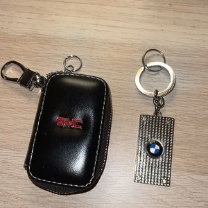 Lot 2 Keychain GMC/BMW new condition